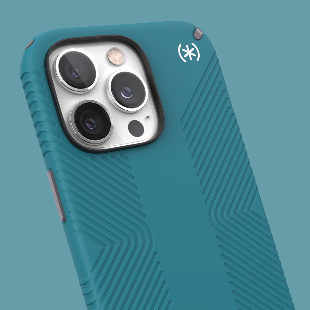 Three-quarter angle of iPhone 13 Pro case in Deep Sea Teal
