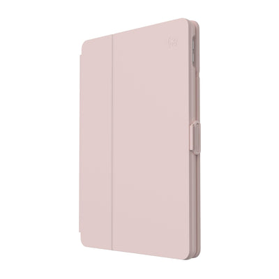 Three-quarter view of front of the case, with folio closed.#color_versilia-peach