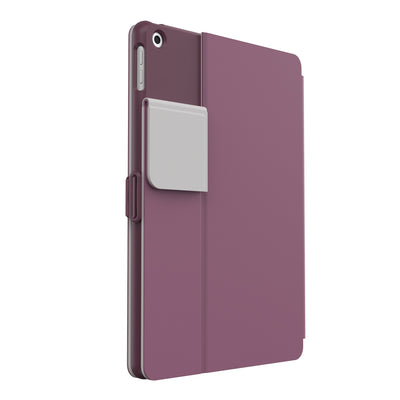 Three-quarter view of the back of the case, with folio closed and camera flap folded down.#color_plumberry-purple-crushed-purple-crepe-pink