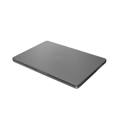 Three-quarter view of the front of the MacBook with the laptop closed.#color_graphite-grey